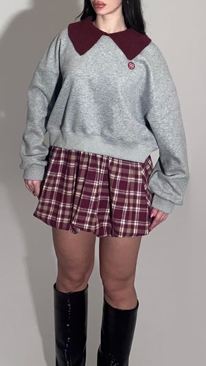 Collar sweatshirt