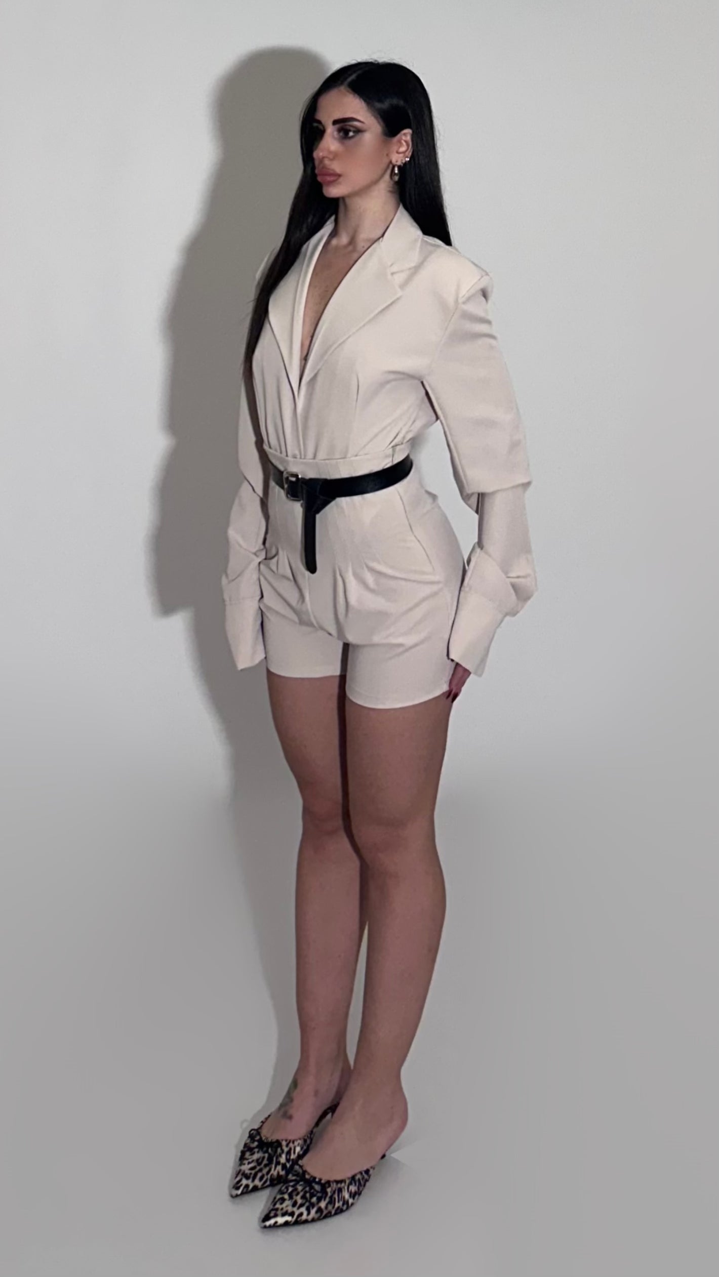 Cream body V-Neckline w/shorts