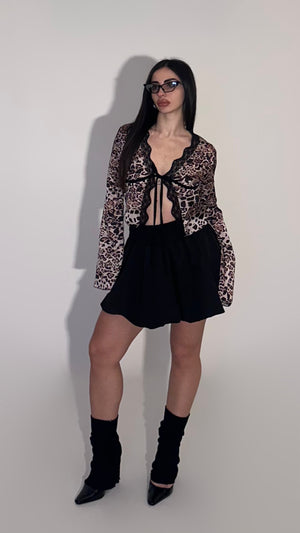 Black mini balloon skirt